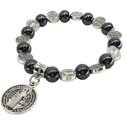 Pulseira em Pedras Hematitas com Medalha São Bento